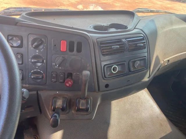 Mercedes Axor 3344 6x4  - Foto 13
