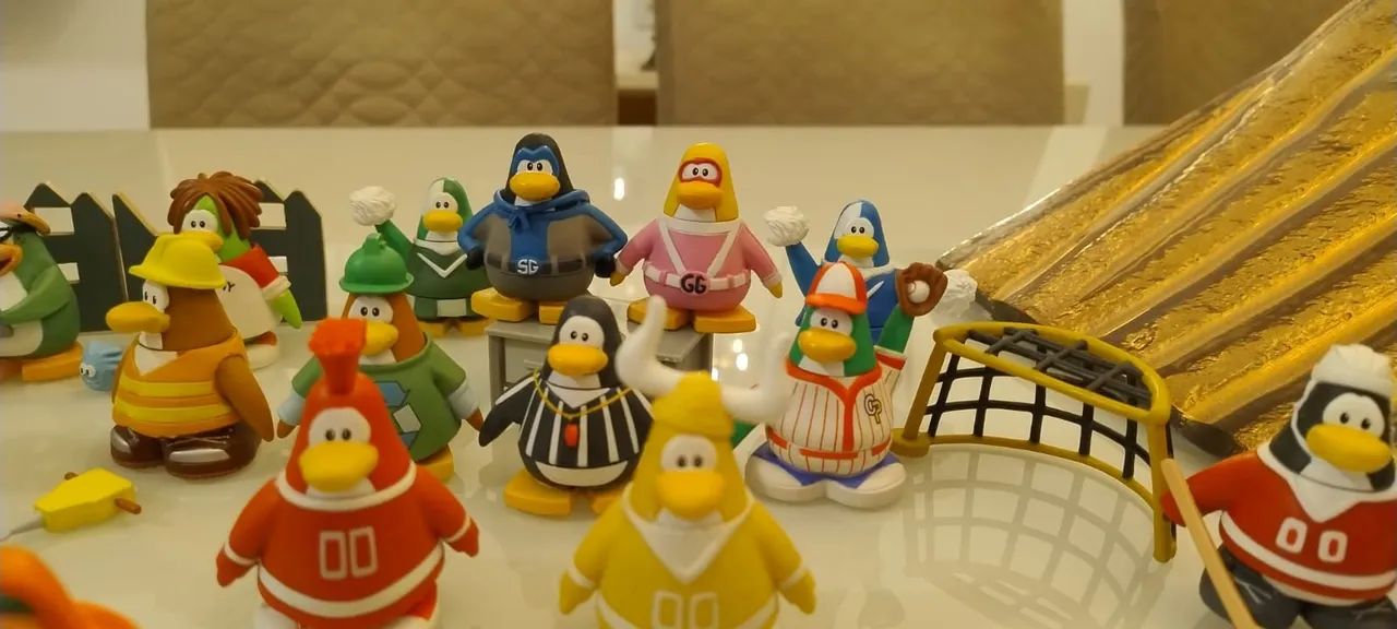 Coleção de Pinguins Club Penguin - Foto 5