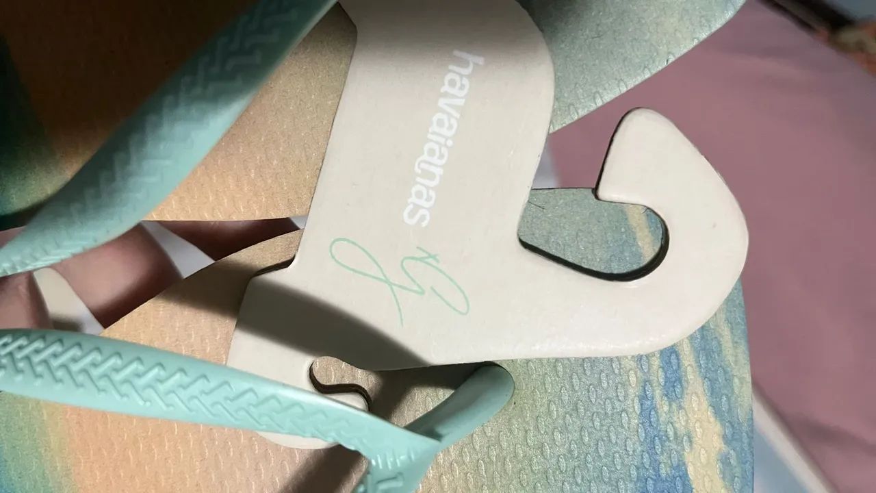 Havaianas coleção limitada Gigi Hadid - Foto 4