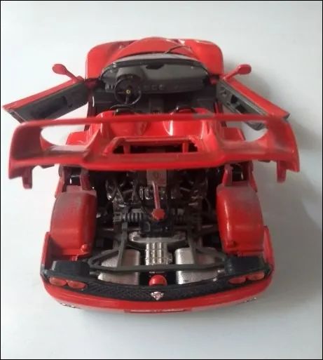 Carro Colecionável/ Miniatura Ferrari F50 1/24 Bburago 1995 - Made in Italy - Foto 2