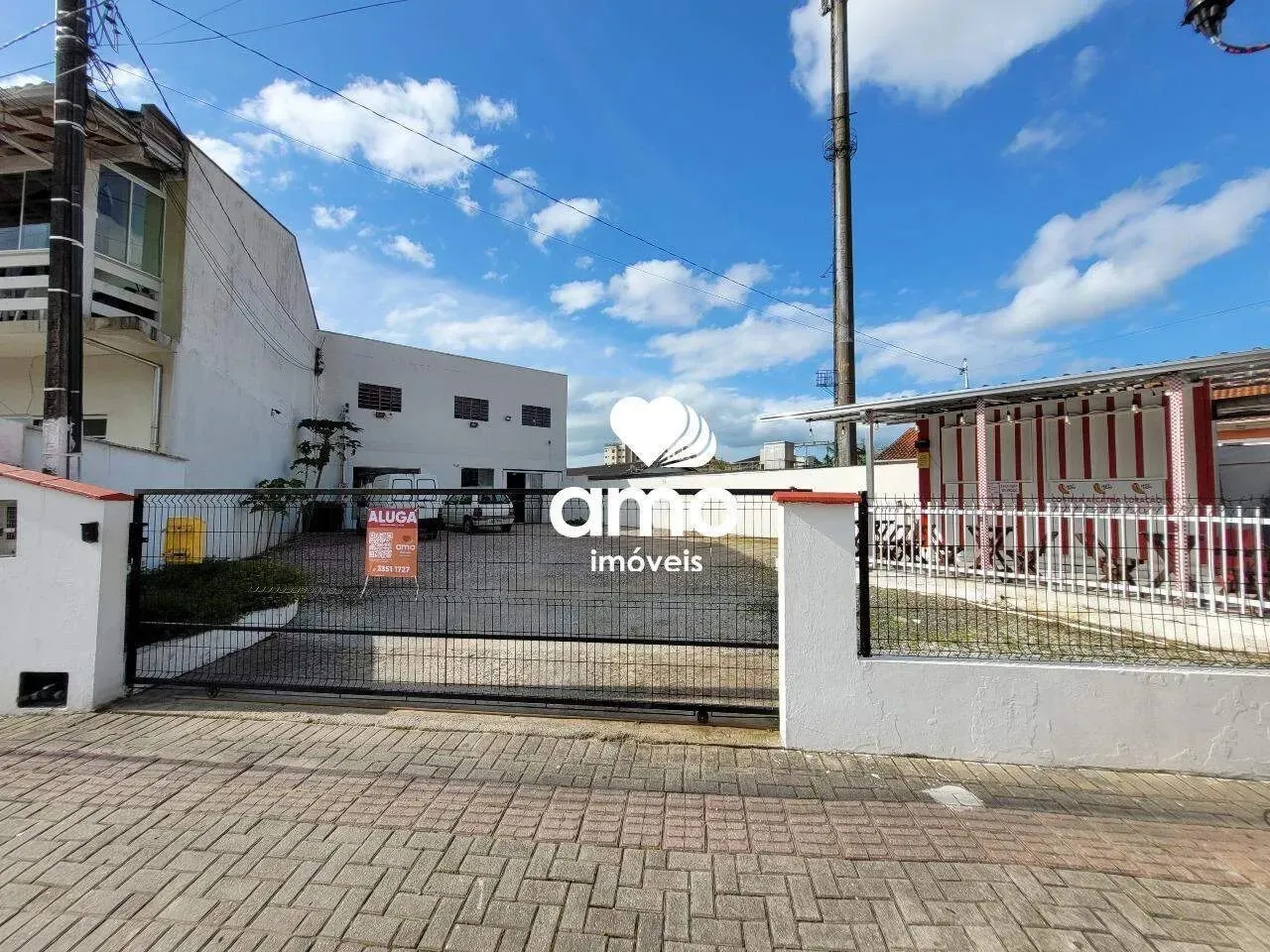 Sala térrea para alugar no bairro Santa Terezinha em Brusque