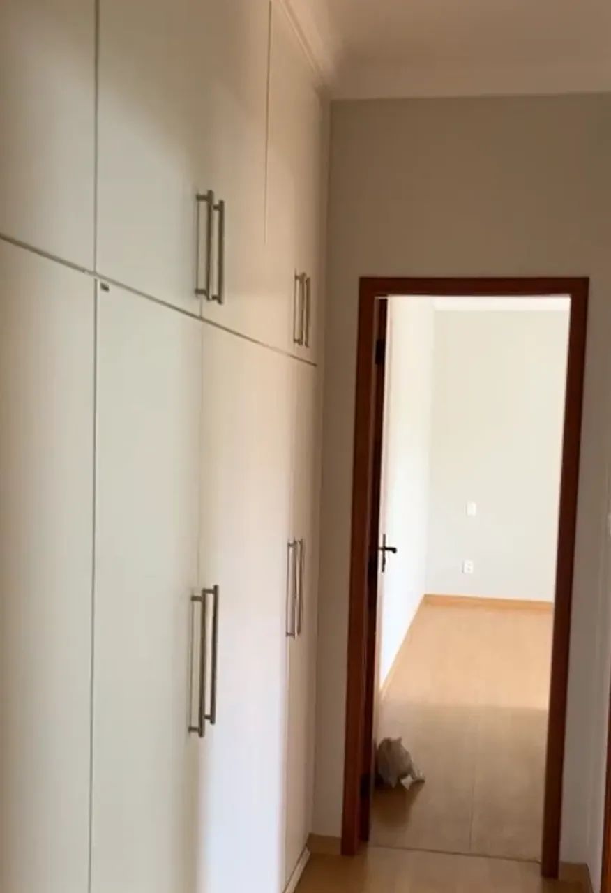 Apartamento 3 quartos (1 suíte), amplo, arejado e bem iluminado. Ótima localização.  - Foto 3
