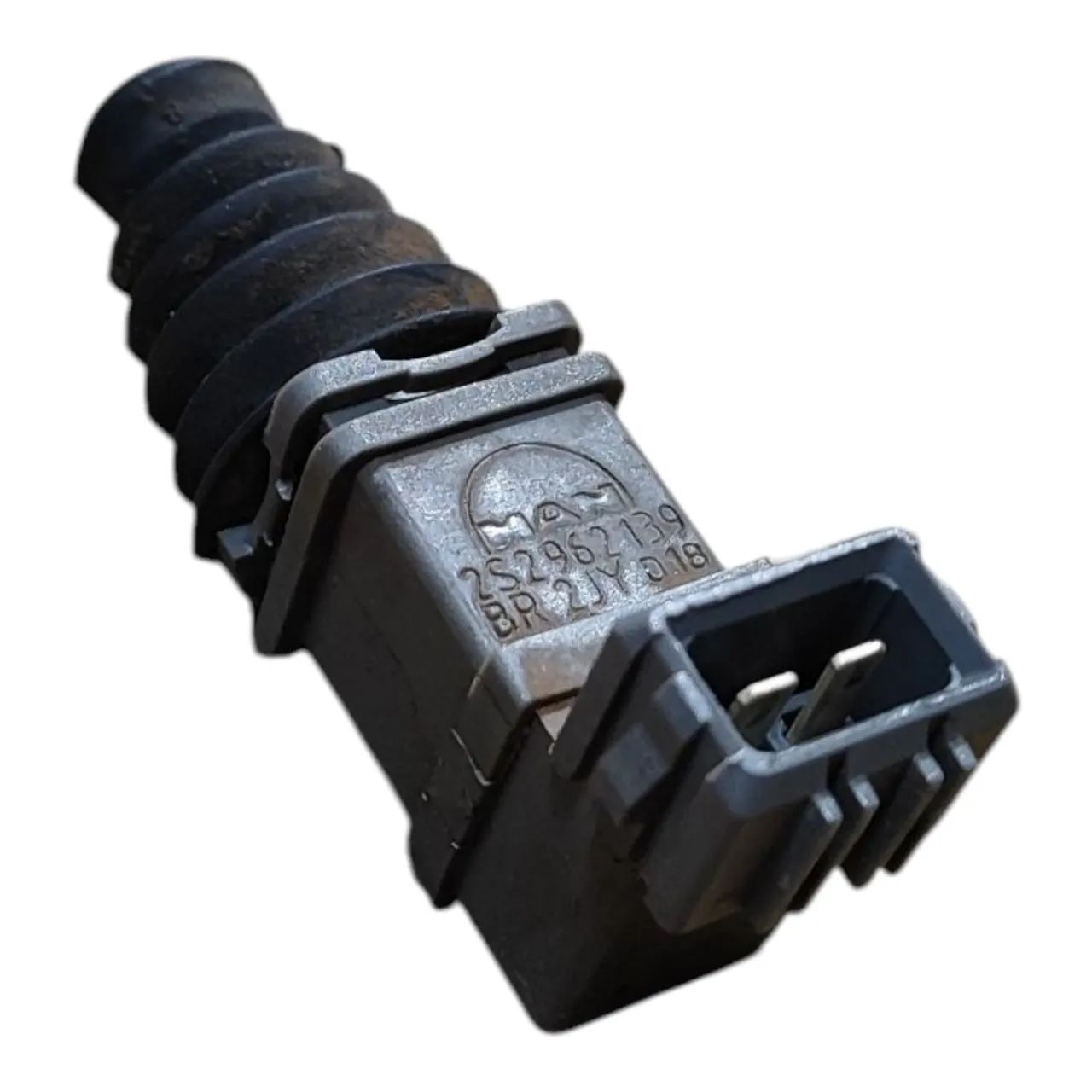 Interruptor Alarme Cabine Caminhão Vw Ford Cargo 2s2962139
