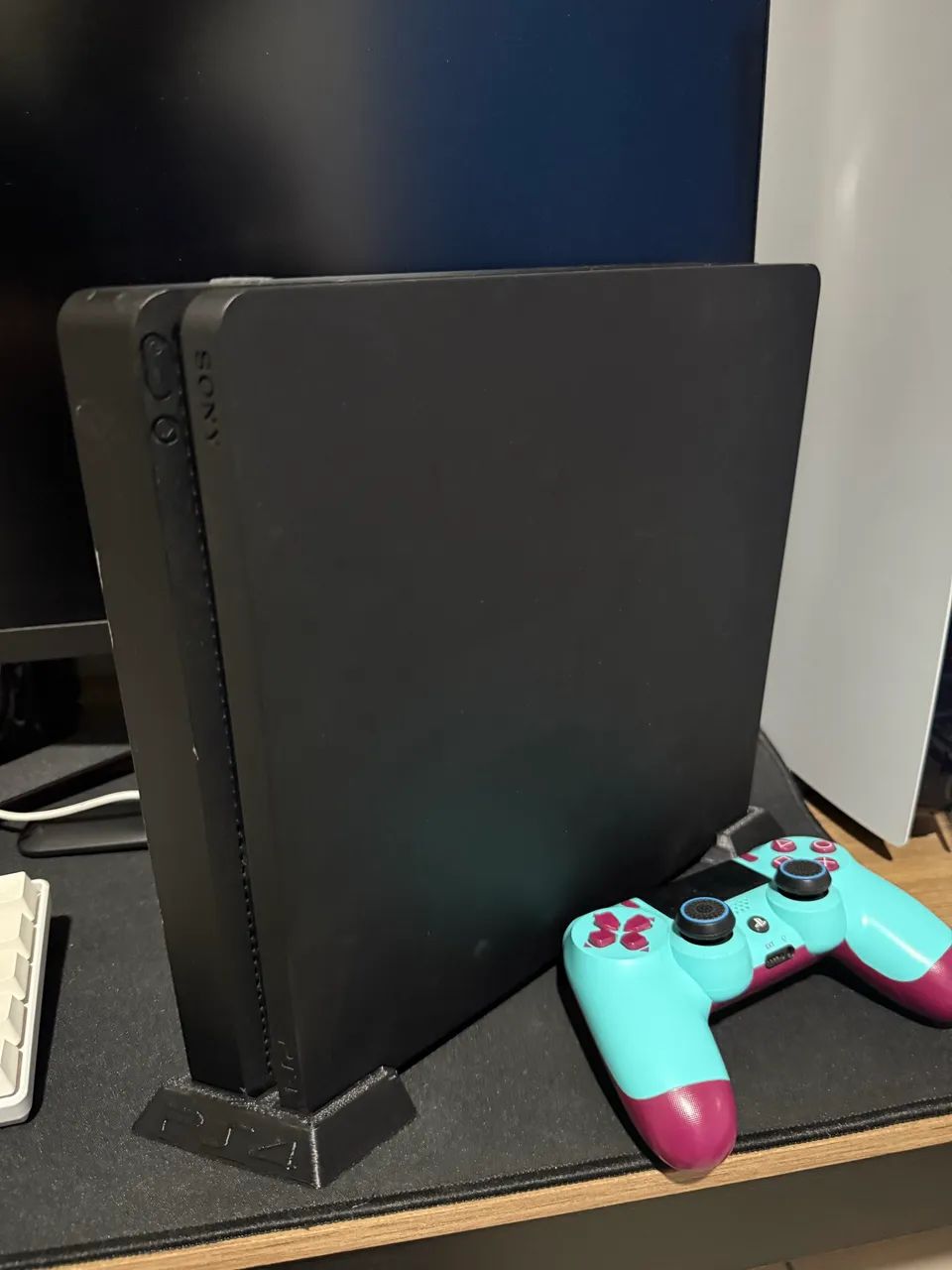 PS4- Desbloqueado / Aceito cartão 