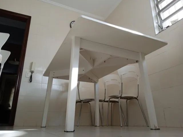 Mesa de jantar em Madeira Branca 78 cm x 160 cm x 90 cm - Foto 2
