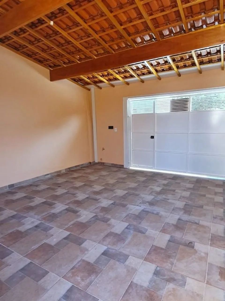 LV Vendo casa-  Nova Carapina 1