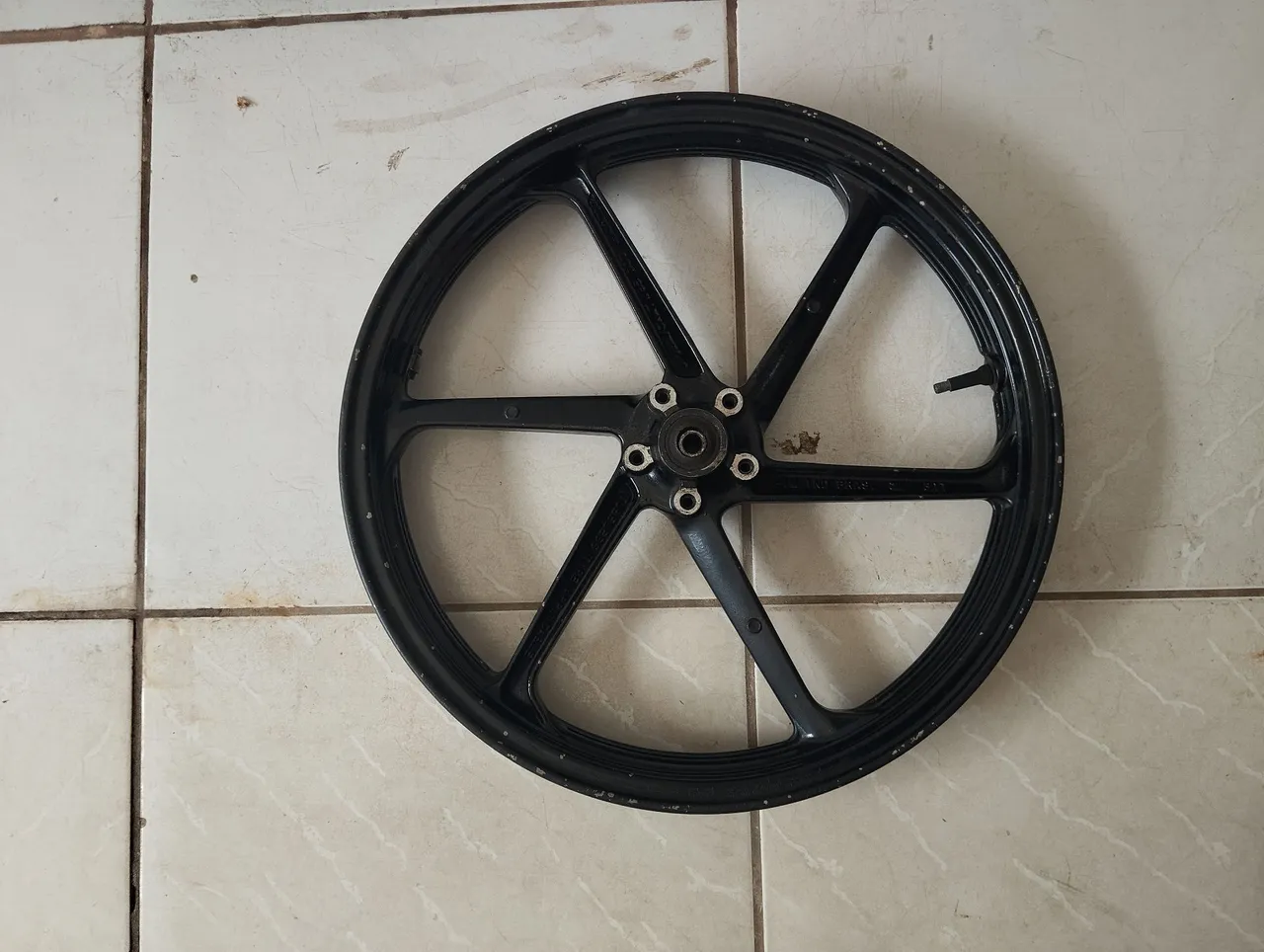 Roda da Titan original da 150 aro 18
