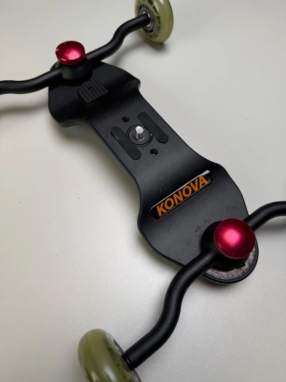 Dolly Skate Konova - Movimento suave para vídeos profissionais - Foto 3