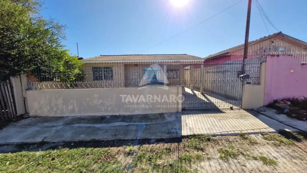 Casa Padrão em Ponta Grossa