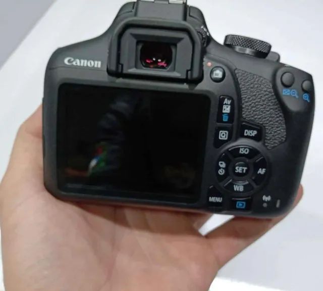 Camera Canon Eos rebel T7 + Flash Yongnuo twin + tripé - Foto 3