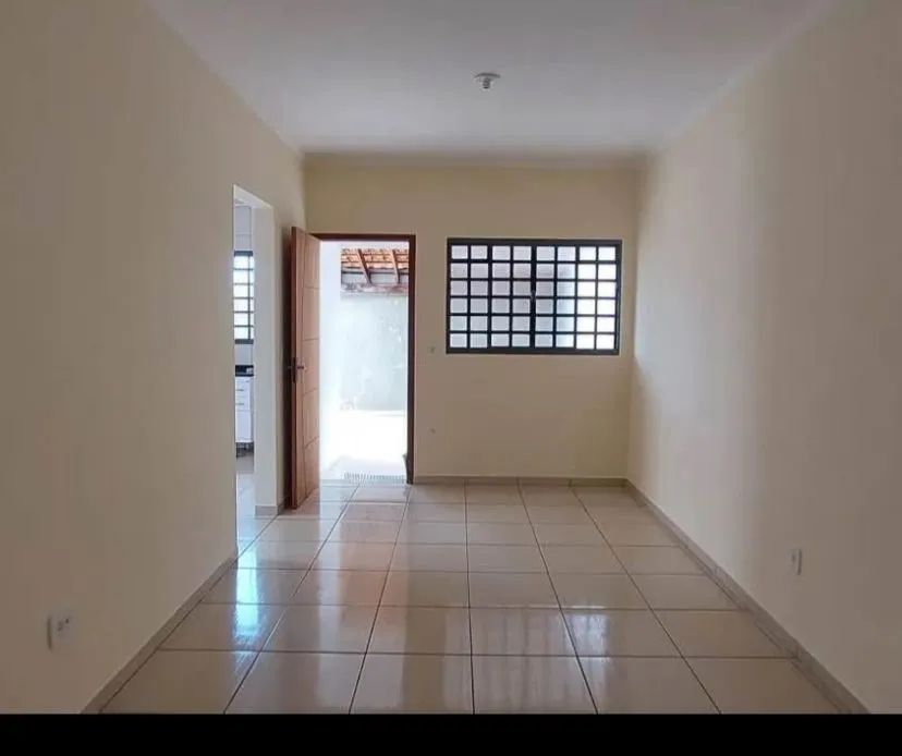 Casa a venda no bairro Tancredo Neves  - Foto 2