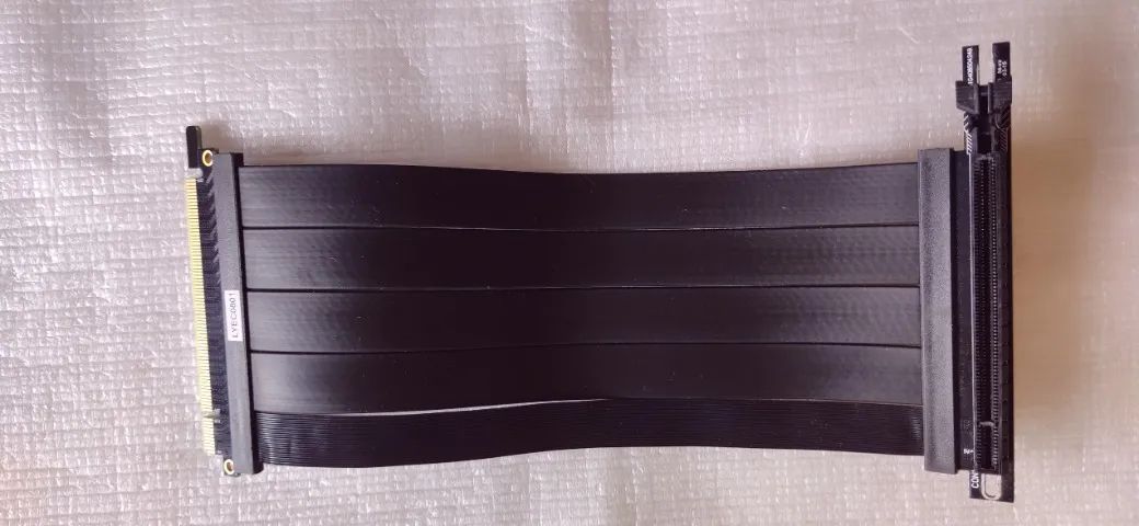 Cabo Extensor PCIe 4.0 Lian Li Premium Usado - Foto 4