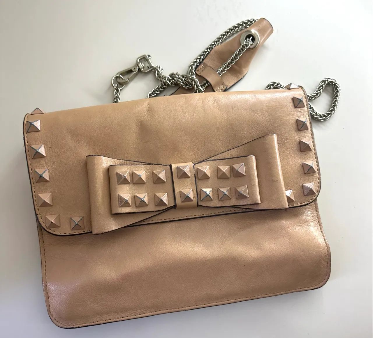 Bolsa Schutz - Beje com laço