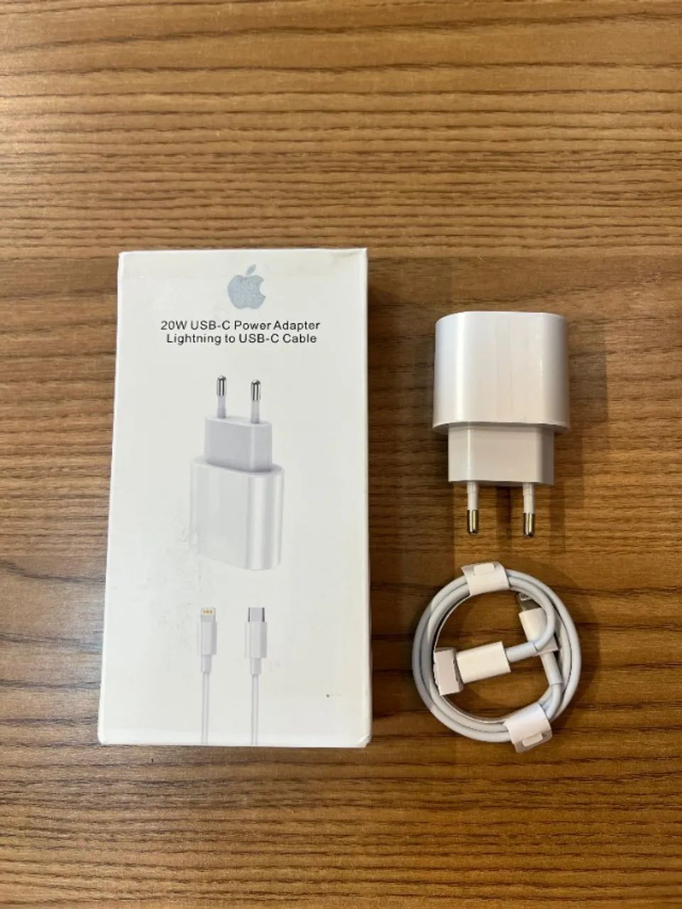 OFERTA! Kit Carregador iPhone Turbo Tipo-C 20W + Cabo Lightining para IPhone Carga rápida