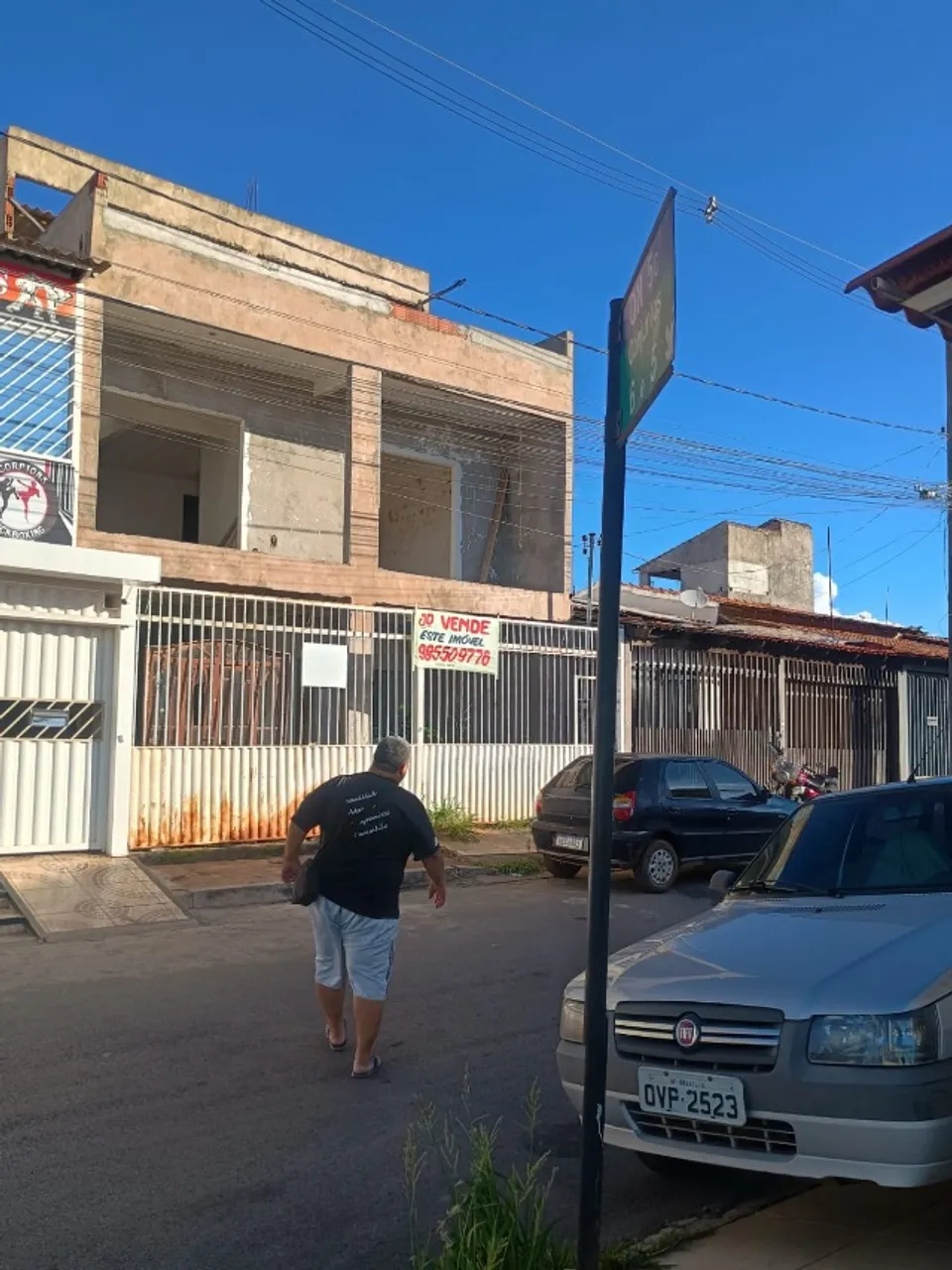 Casa 3 Pavimentos Riacho Fundo 2 R$380.000,00 (100% documentada)!