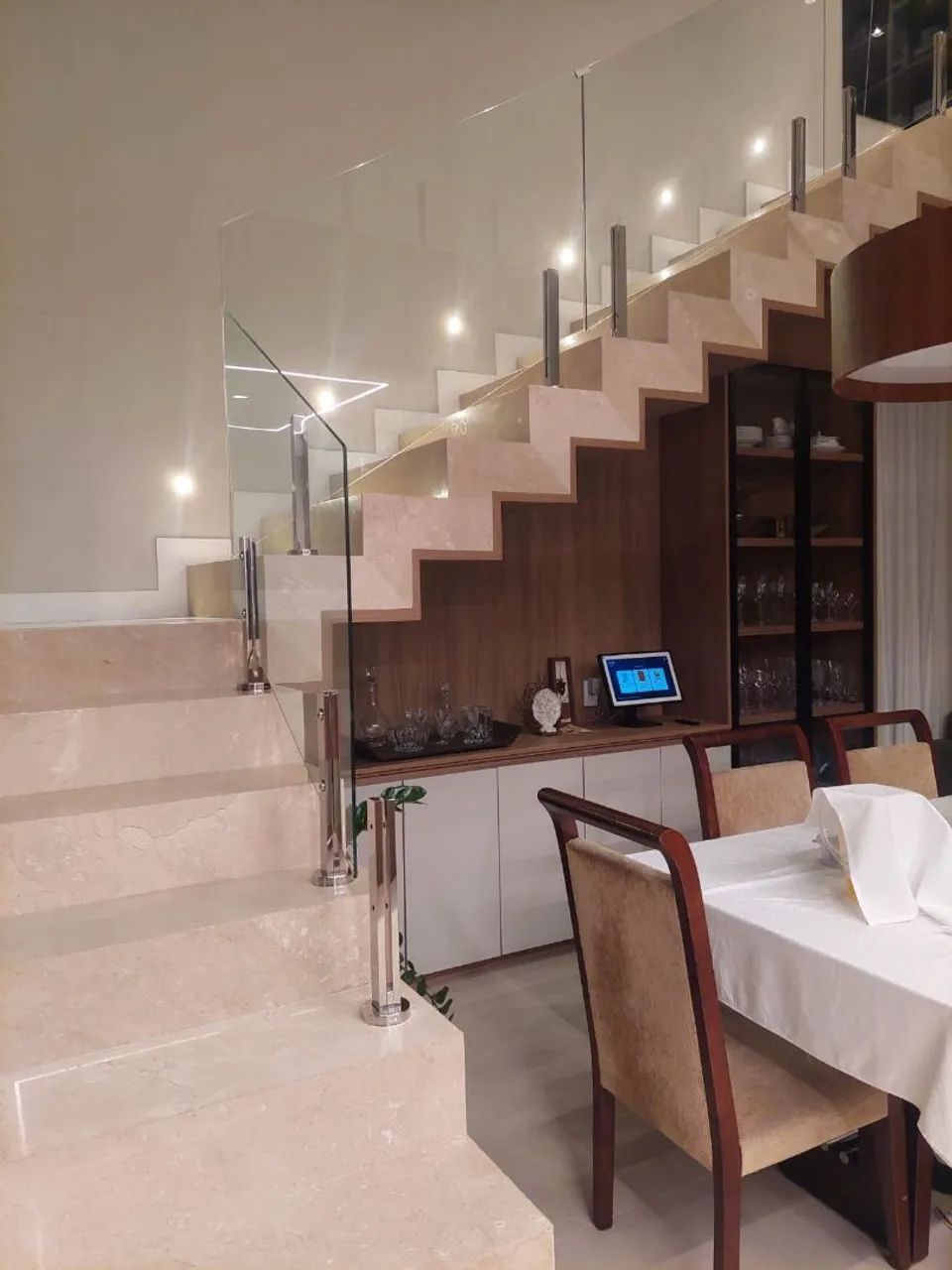 Escada moderna com design elegante