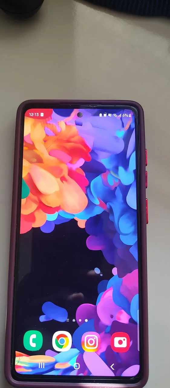 Samsung s20 fe 128 gb ótima câmera e bom pra jogos
