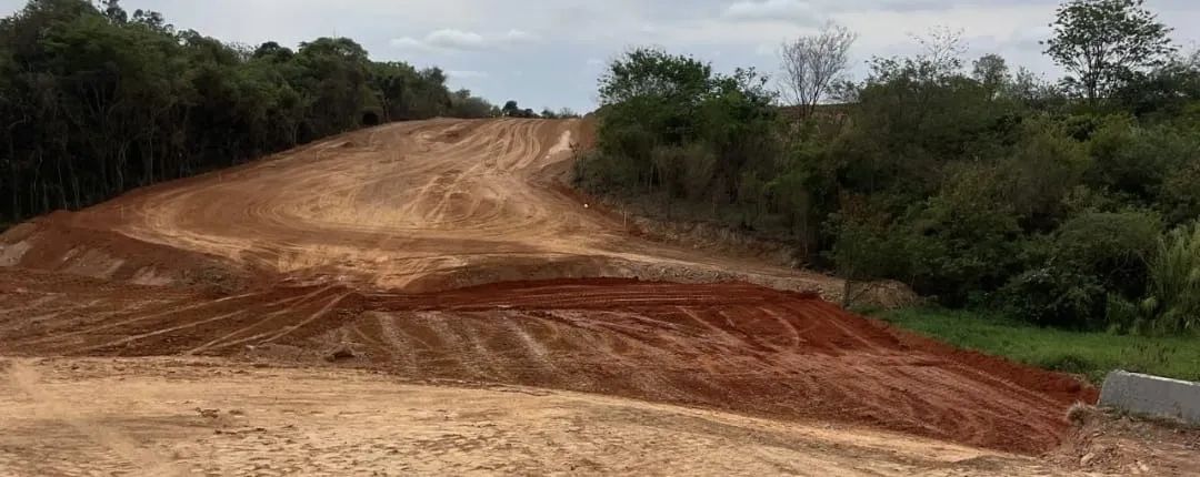 Terreno Industrial e Comercial oportunidade