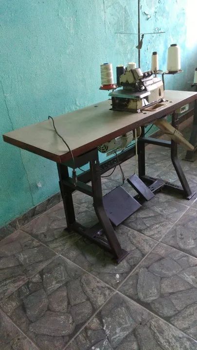Máquina de Overlock 5 fios Industrial Brother - Foto 4