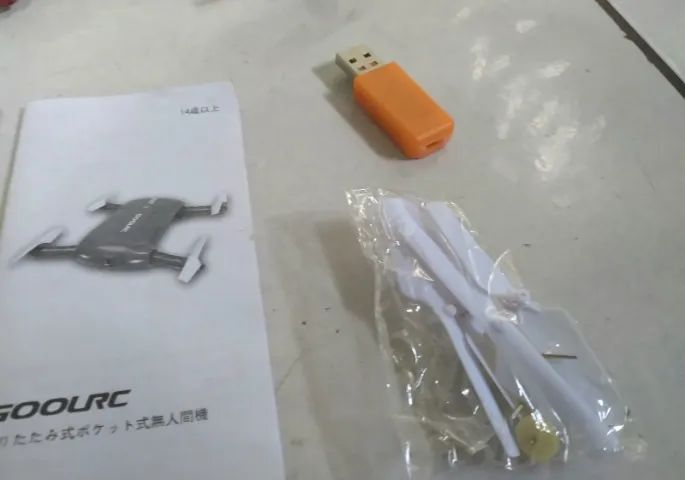 Mini Drone Portátil GooLRC T37 com Câmera HD Manual e Acessórios - Foto 5