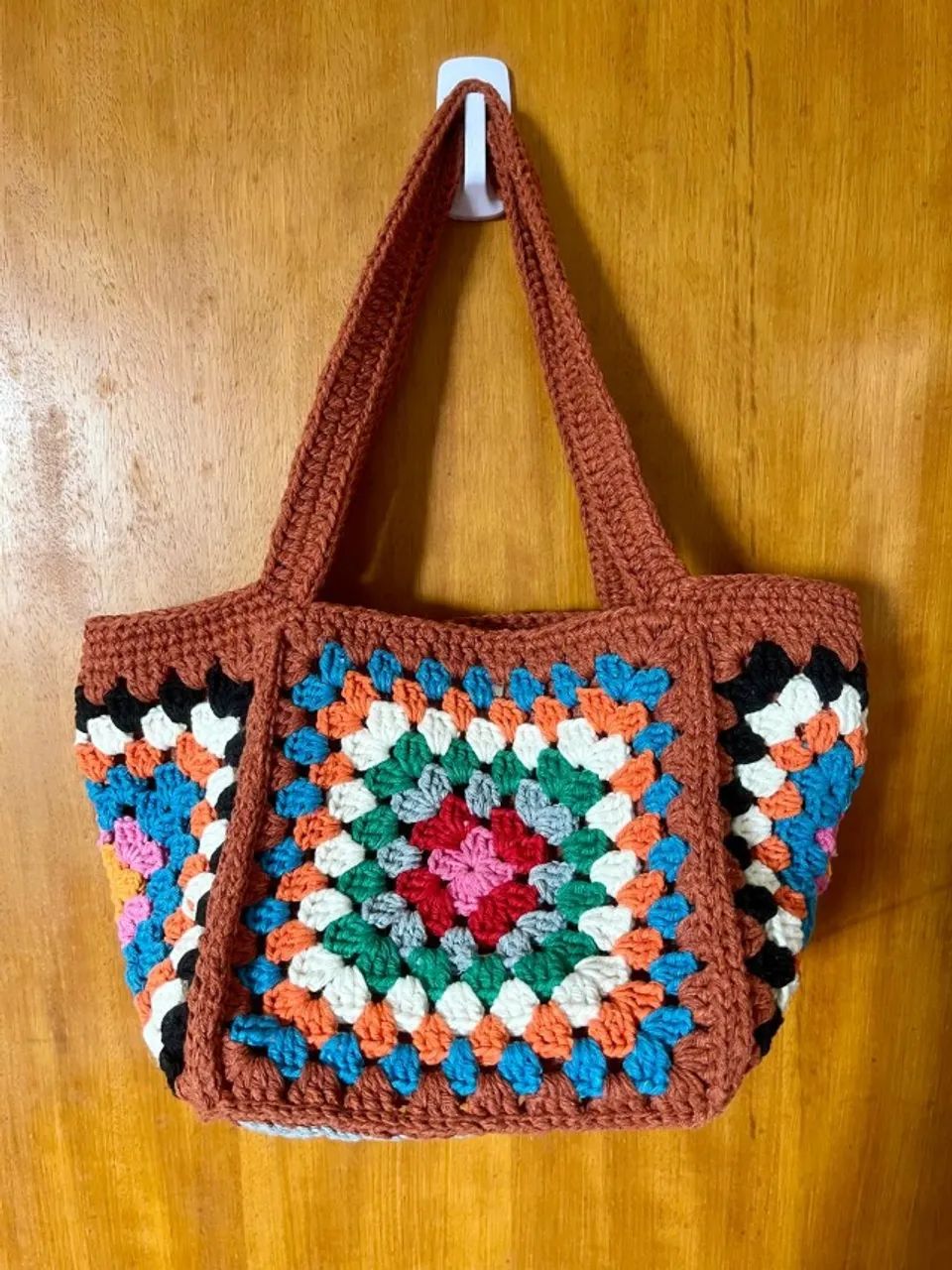 bolsa de crochê colorida nova - Foto 3