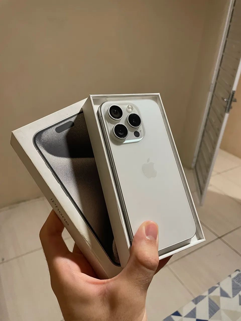 iPhone 15 Pro - Premium