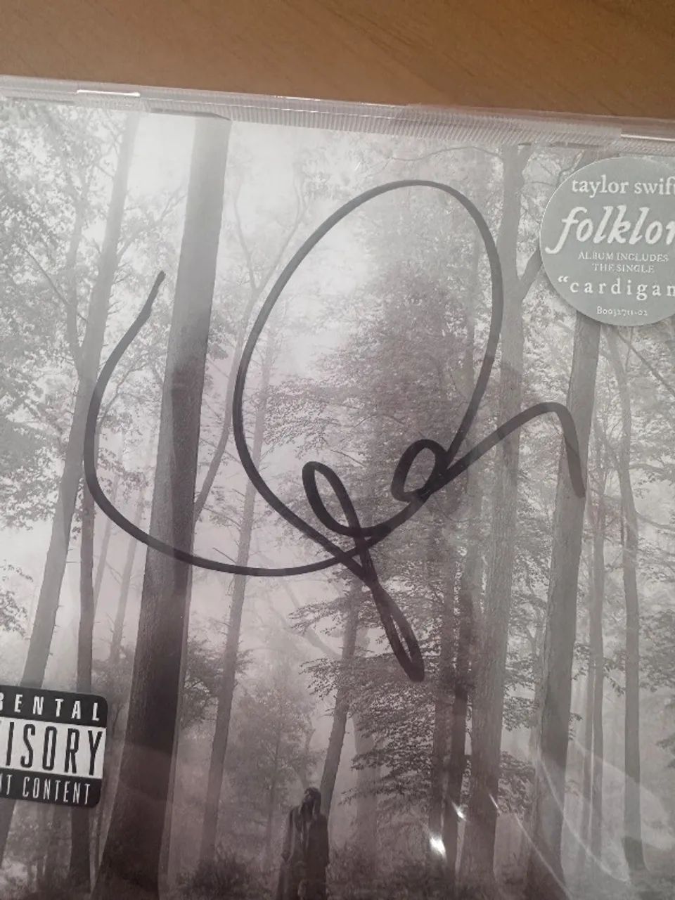 Cd folklore AUTOGRAFADO Taylor Swift - Foto 3