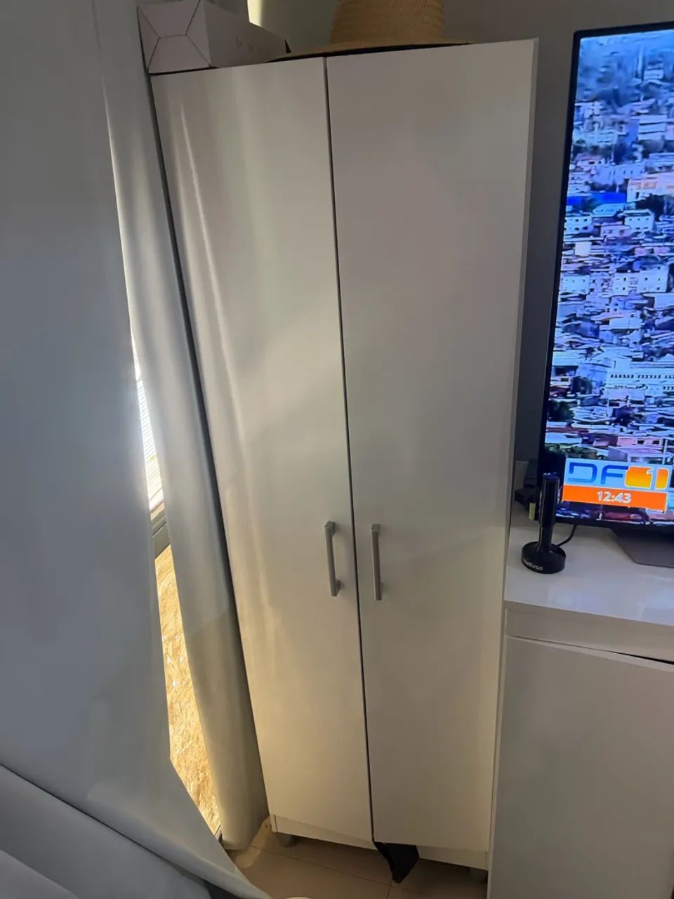 Roupeiro de 2 portas