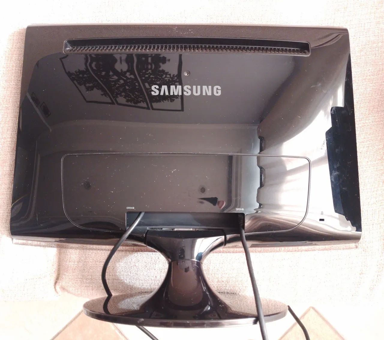 Monitor Samsung T220  - Foto 4
