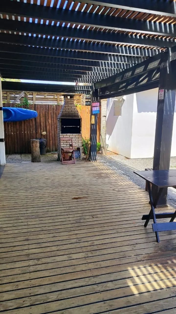 Oportunidade única: Pousada comercial à venda em Garopaba-SC, bairro Campo Duna, com 2 sal - Foto 3