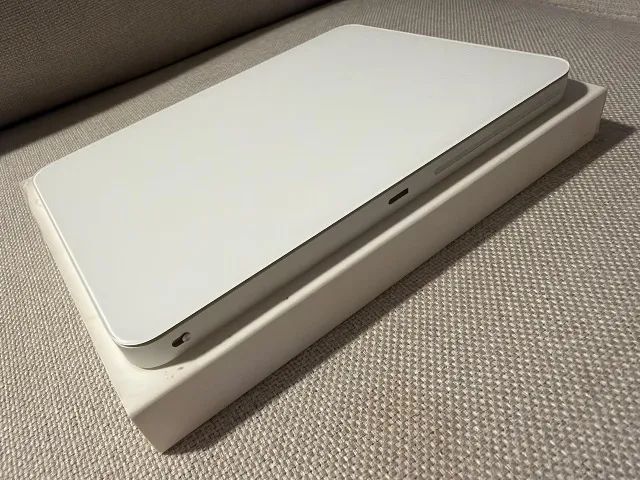 Apple Magic Trackpad com caixa e cabo - Foto 2