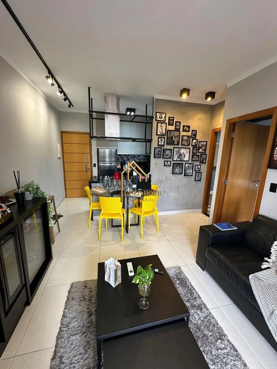 FLAT MOBILIADO À VENDA | DELLA ROSA I