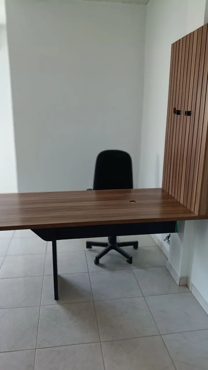 Salas comercias 60m2 . 3 ambientes. Mobiliado. Vieiralves. - Foto 3