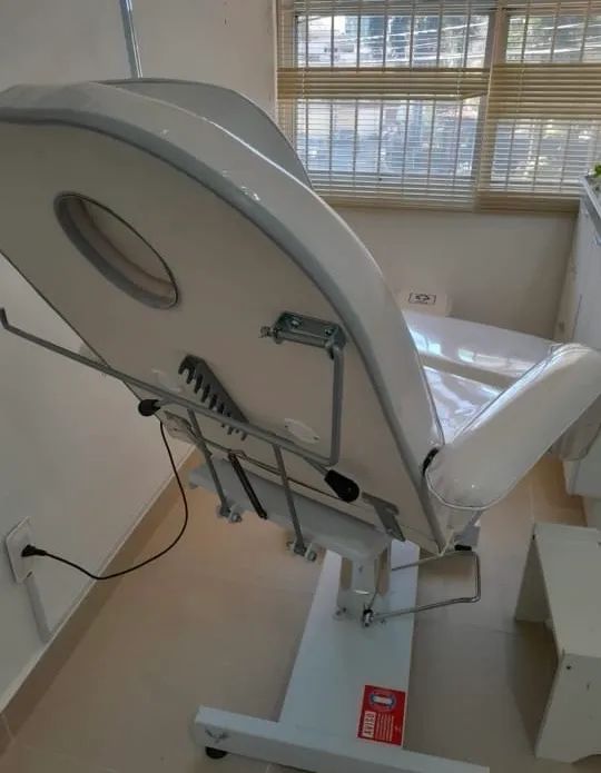 Vende-se maca de estética  - Foto 3