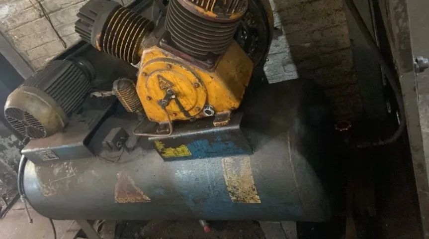 Compressor de Ar qualidade boa 