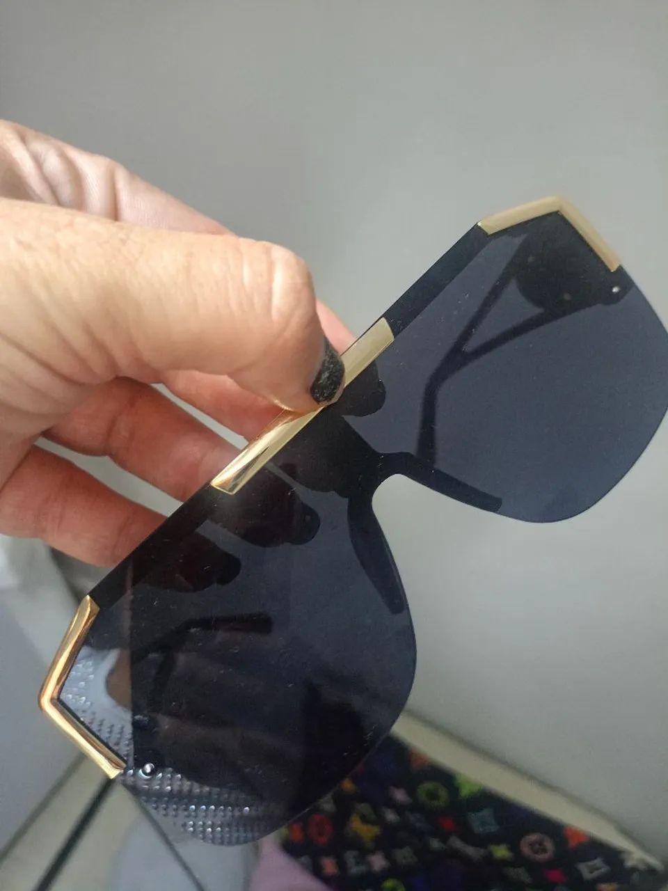 Óculos Versa mascara preto novo proteção uv - Foto 4