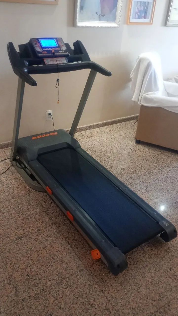 Esteira Athletic Advanced 720EE