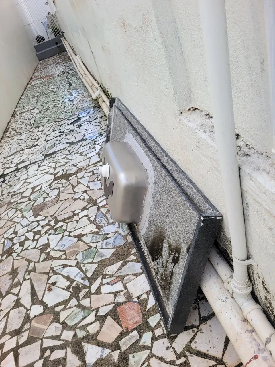 Vende-se uma bancada com pia - Foto 3