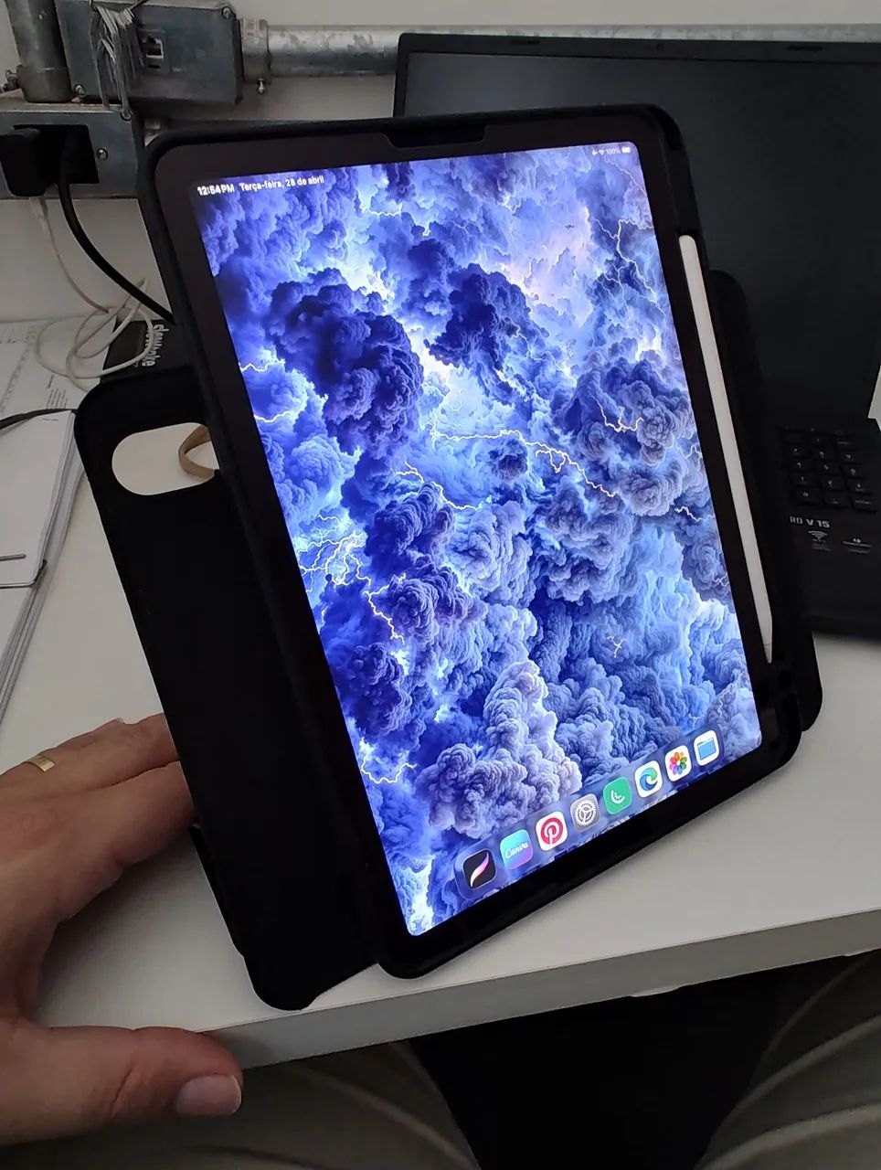 iPad Air 5 geração processador M1 64Gb + Apple pencil 2 - Tablets