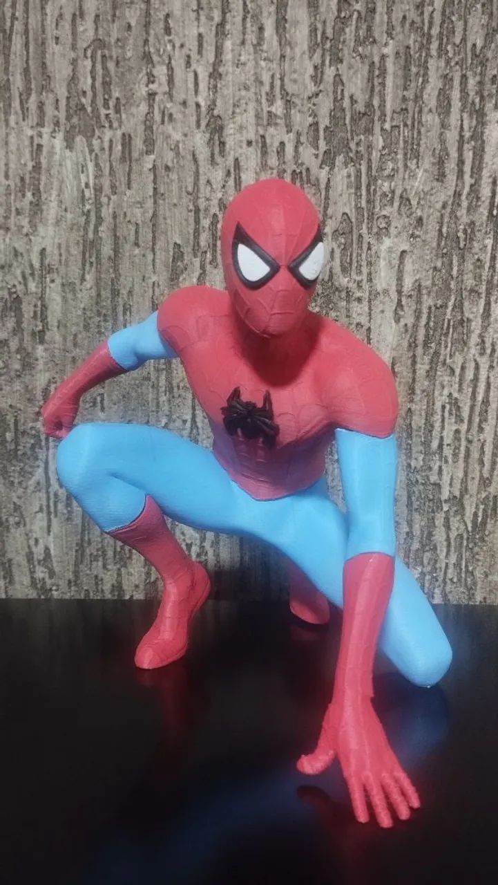 Lindo homem aranha em impressão 3d - Foto 4
