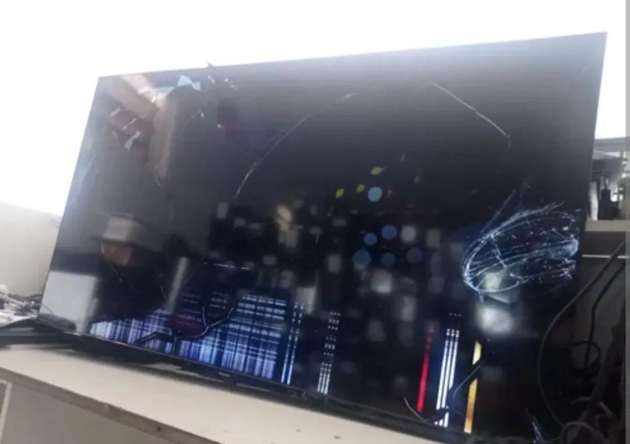 Smart TV Philips 50" PUG - Foto 3