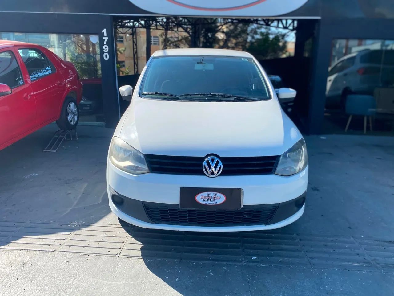 Volkswagen Fox 1.0 MI Total Flex 8V 5P 2011 - Foto 2