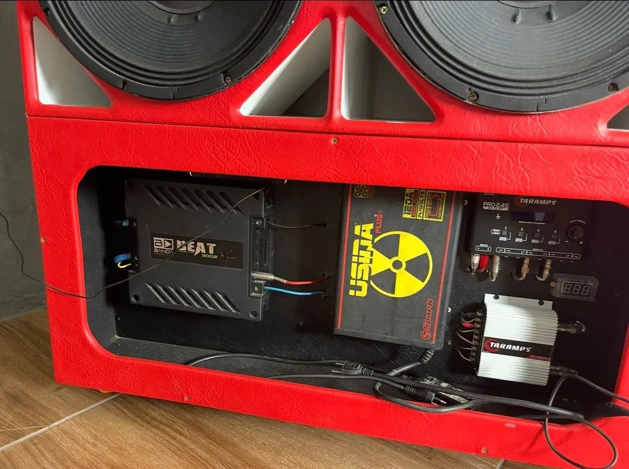 Caixa 2x4 automotiva (so venda) - Foto 2