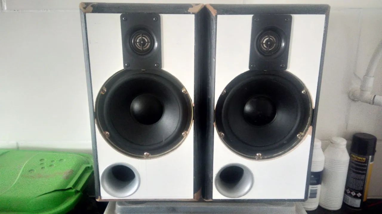 Fabricação e reforma de caixas acústicas, racks - LEIA  - Foto 2