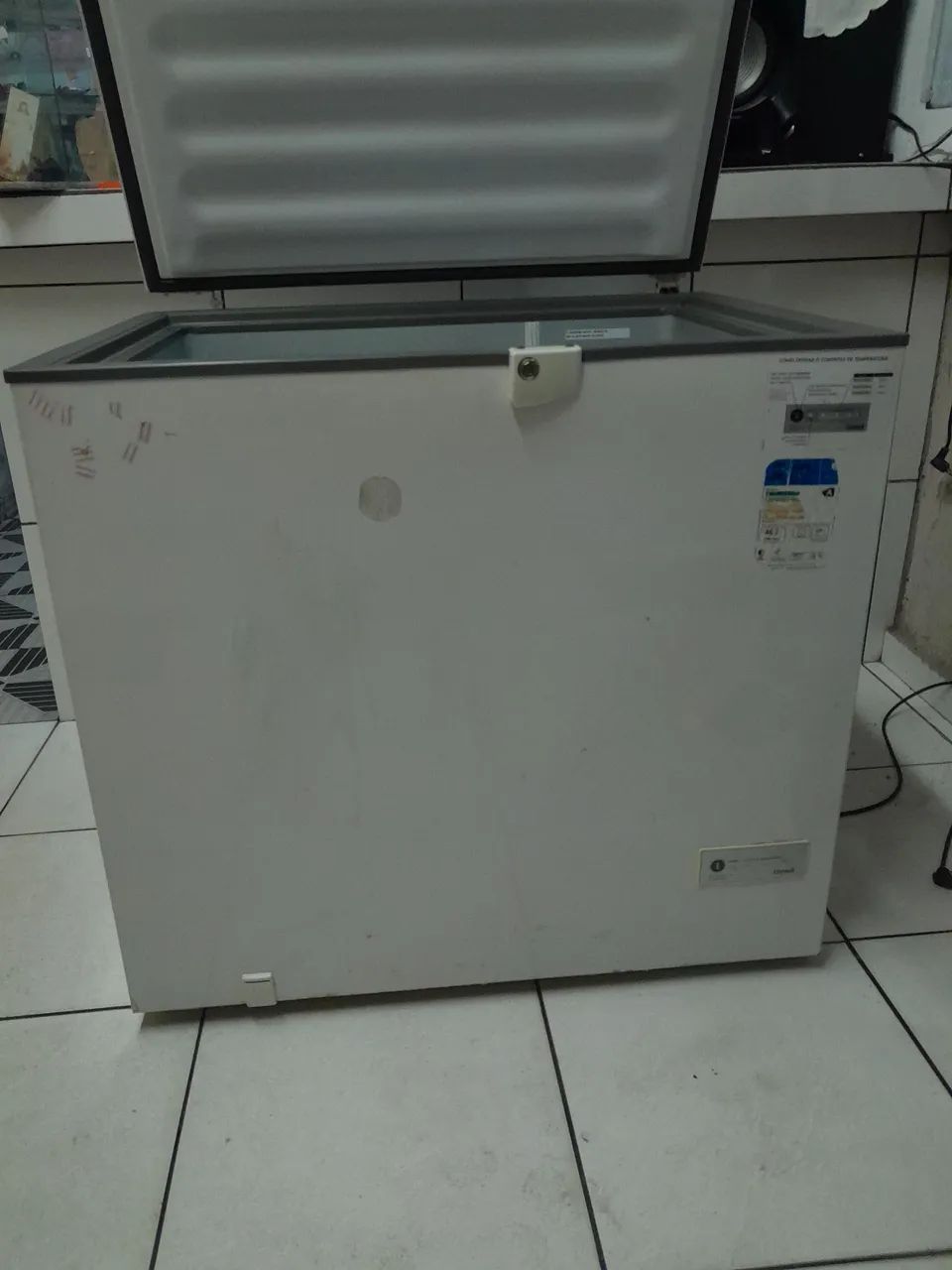 Uma freezer 309 litrosse - Foto 3
