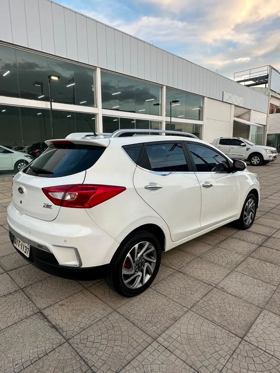 JAC T40 1.5 Jet Flex 16V 5P Mec. 2018 - Foto 4
