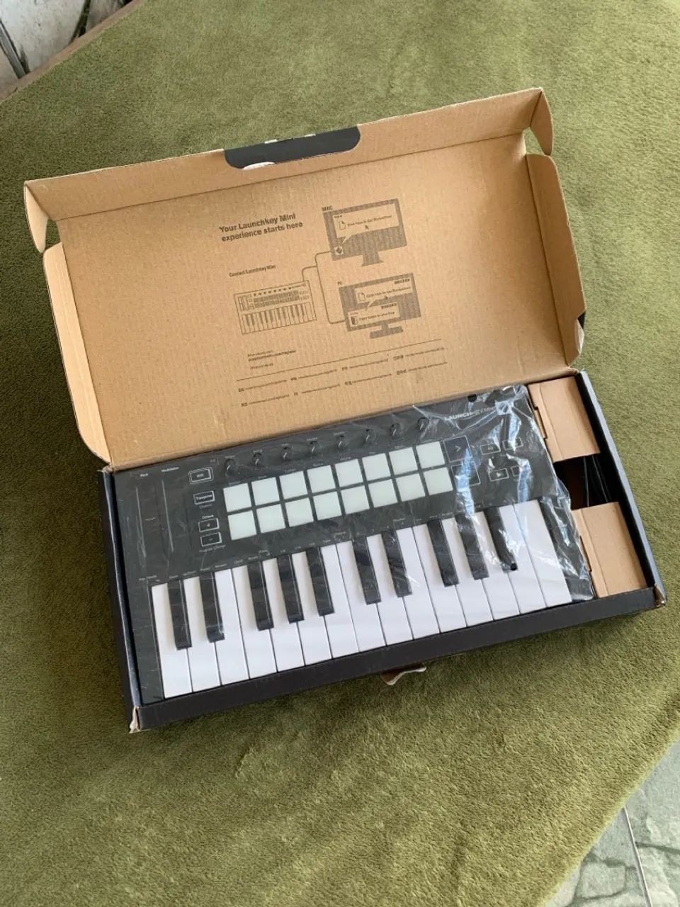 Launchkey Mini MK3 - Foto 3