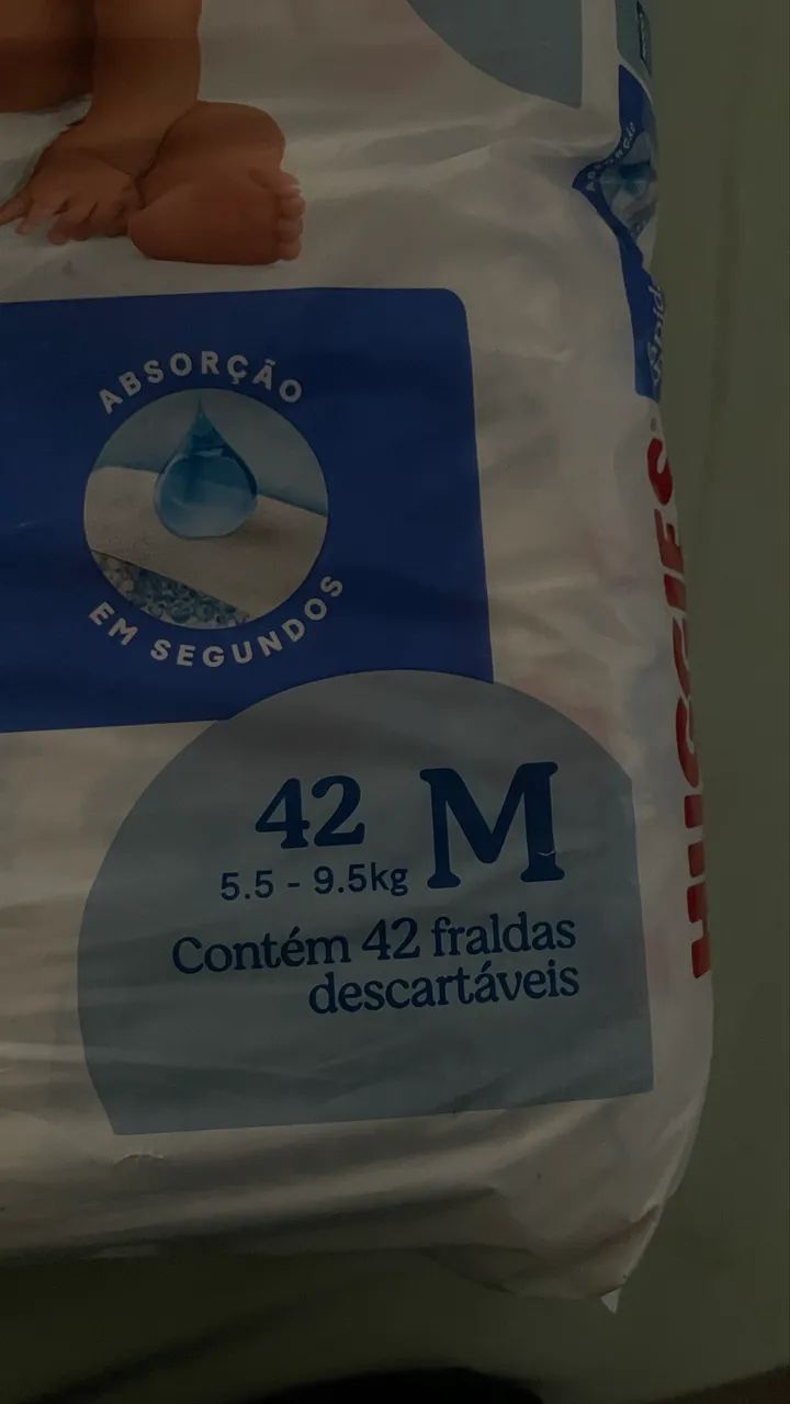 Fralda descartável M Huggies  - Foto 2
