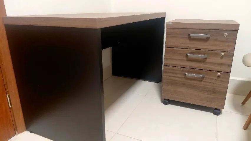 Conjunto - Mesa e Gaveteiro - Foto 2