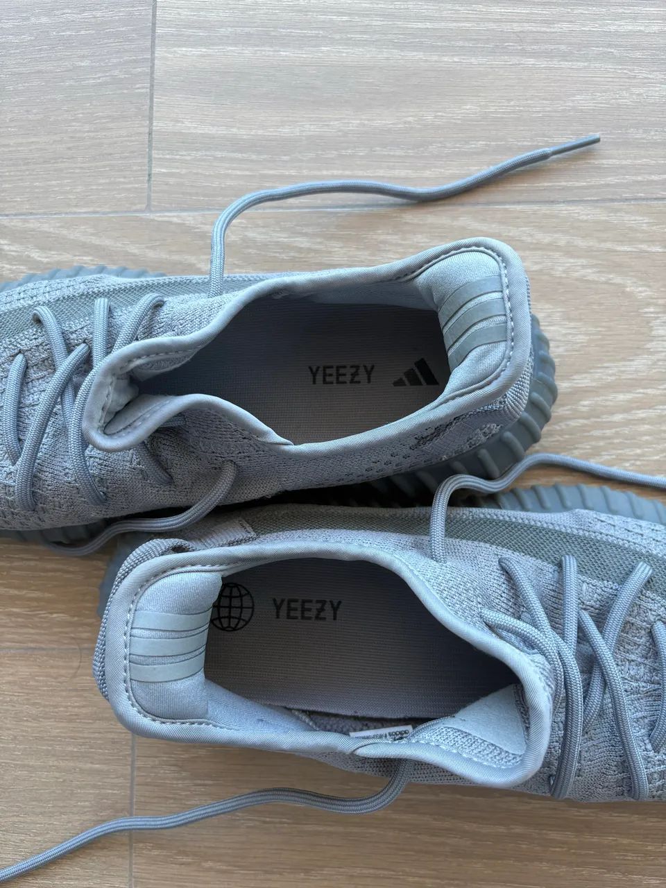YEEZY BOOST 350 V2 NOVO!!! - Foto 2